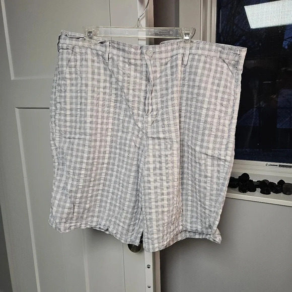 Men's Apt 9 size 42 shorts - Picture 1 of 3